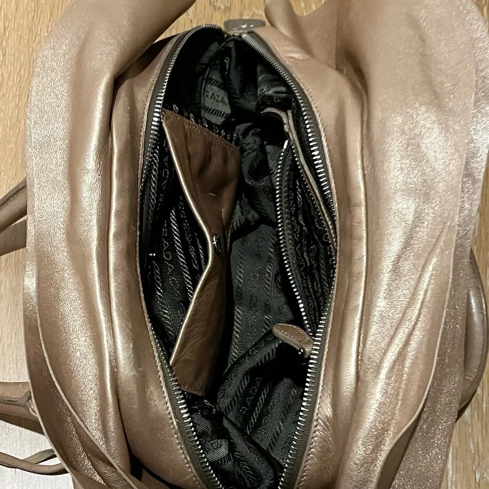 Prada Women's Tan Leather top handle bag used - Picture 7 of 12
